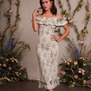V chapman lilac dress blue bouquet size 8 - perfect condition worn once